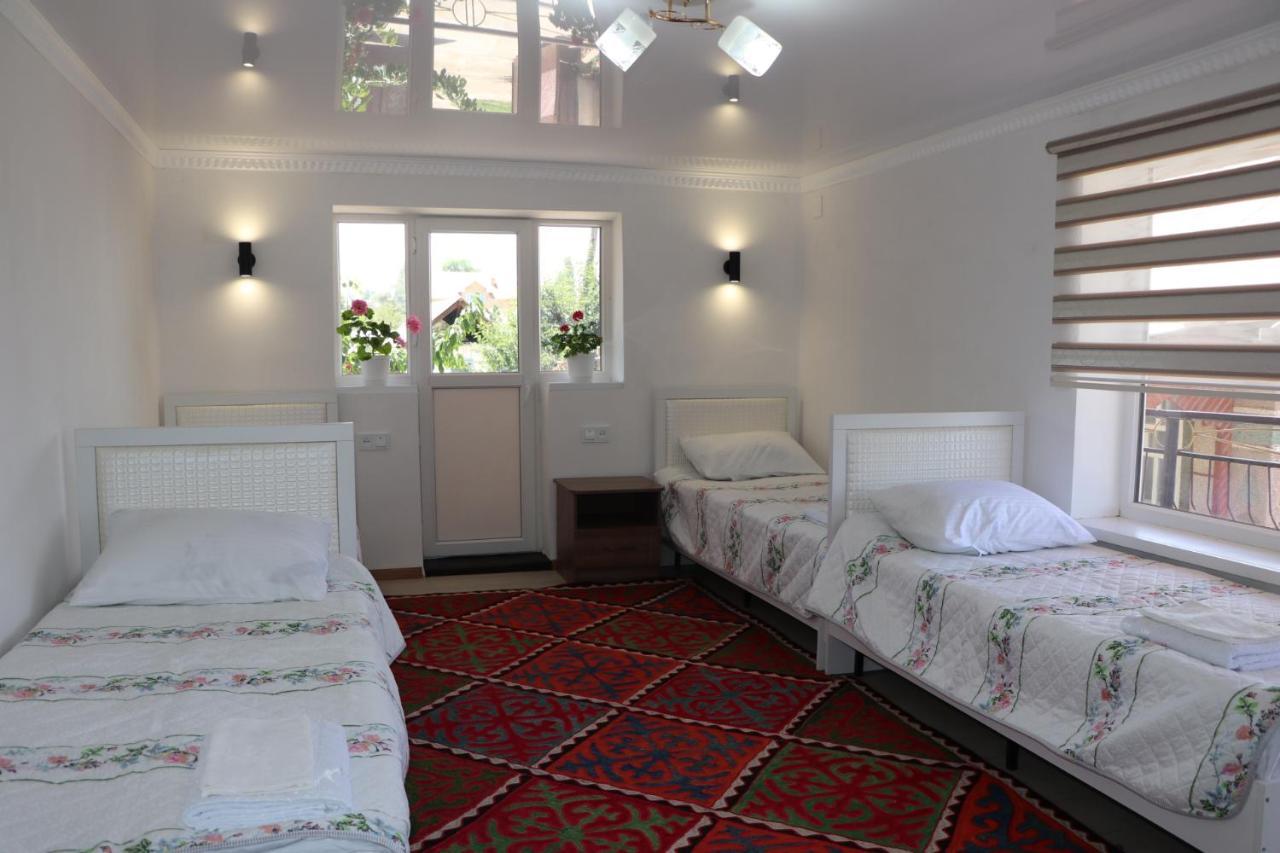 Guest House Akbermet Bokonbayevo Exterior photo